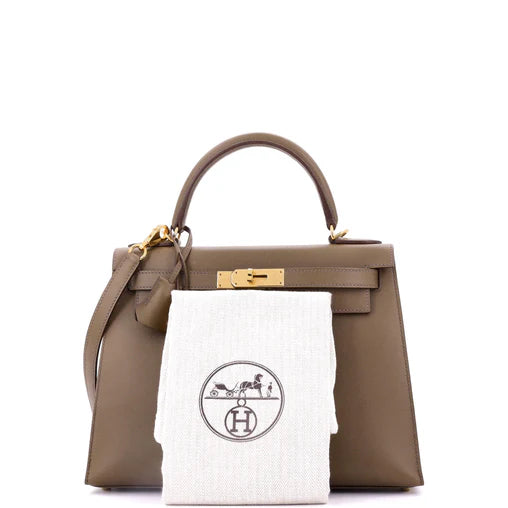 Hermes Kelly Handbag Toundra Madame with Gold Hardware 28