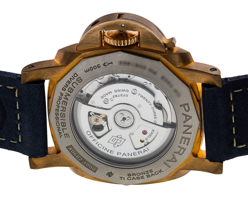 Panerai Submersible PAM01074